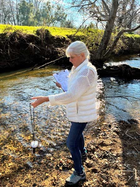 Measuring water clarity